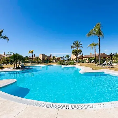 Apartment Idyllic Penthouse With Sea View In Benahavis